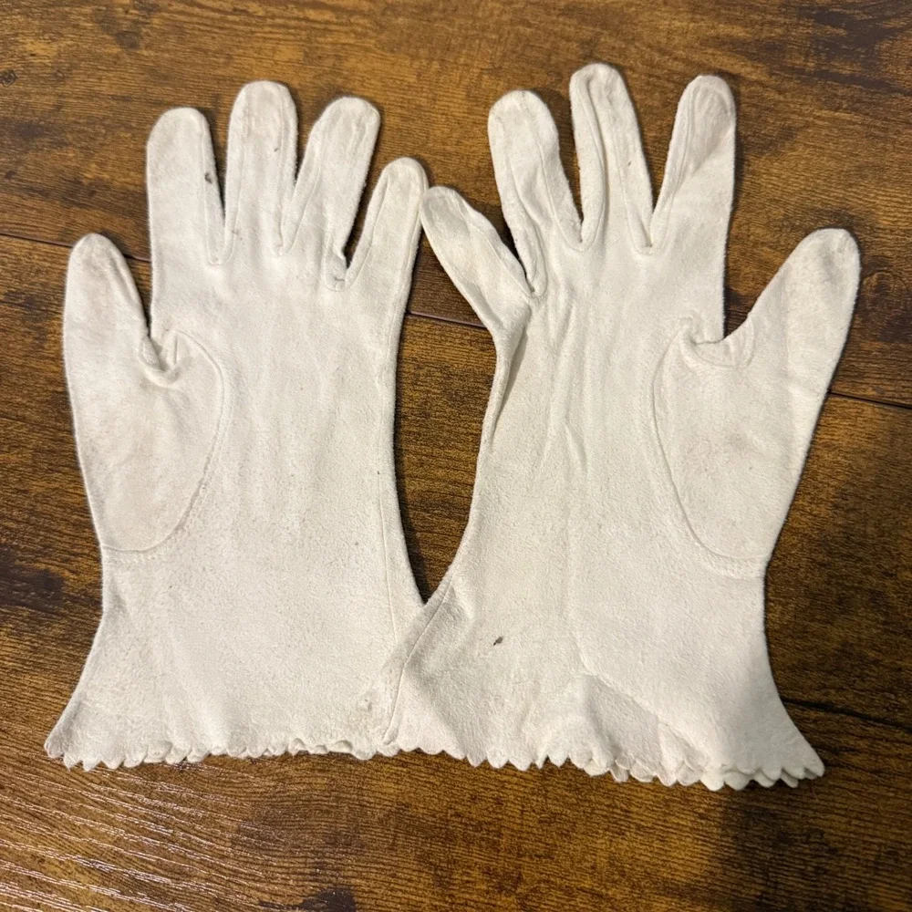 Unbranded vintage glove